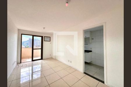 Apartamento à venda com 2 quartos, 72m² em Centro, Niterói