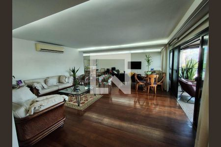 Apartamento à venda com 4 quartos, 280m² em Icaraí, Niterói