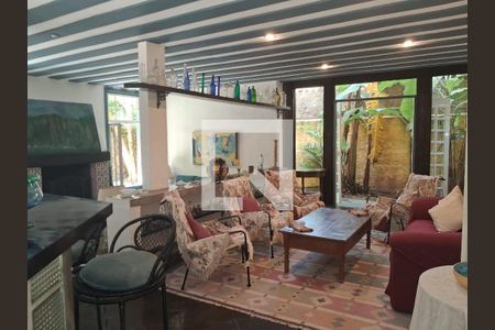 Casa à venda com 4 quartos, 600m² em Alphaville Residencial Dois, Barueri