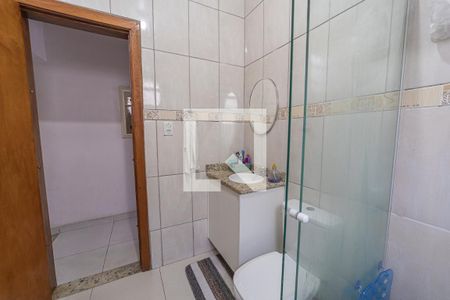 Banheiro de casa à venda com 1 quarto, 75m² em Vila Nhocuné, São Paulo