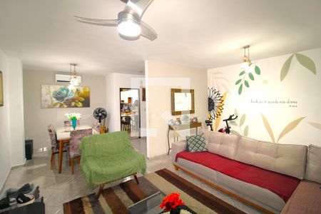 Sala de casa à venda com 3 quartos, 132m² em Vila Baruel, São Paulo