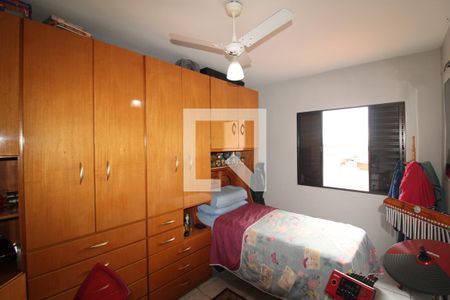 Quarto 2 de casa à venda com 3 quartos, 132m² em Vila Baruel, São Paulo