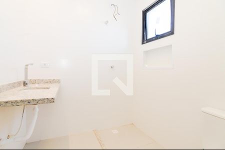 Banheiro da Suíte 1 de casa para alugar com 3 quartos, 110m² em Parque Continental Iv, Guarulhos