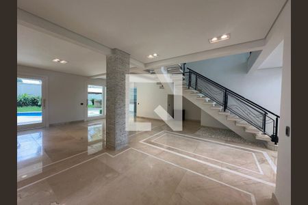 Sala de casa de condomínio à venda com 4 quartos, 500m² em Alphaville Residencial Um, Barueri
