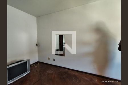Casa à venda com 4 quartos, 360m² em Santa Terezinha, Belo Horizonte