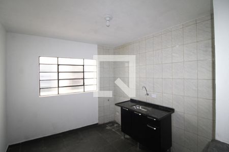 Sala / Cozinha de apartamento para alugar com 2 quartos, 55m² em Vila Maria Luisa, São Paulo