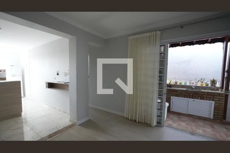 Sala de casa para alugar com 2 quartos, 102m² em Jardim Stella, Santo André