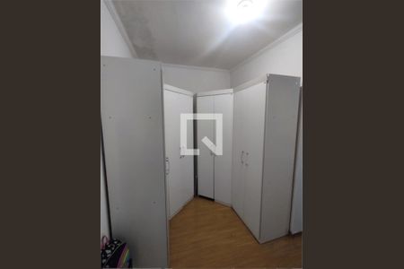 Casa à venda com 3 quartos, 244m² em Núcleo Carvalho de Araujo, São Paulo