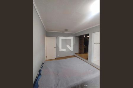 Casa à venda com 3 quartos, 244m² em Núcleo Carvalho de Araujo, São Paulo