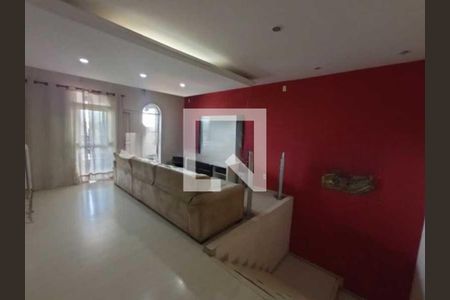 Casa à venda com 4 quartos, 301m² em Cocotá, Rio de Janeiro