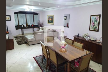 Casa à venda com 3 quartos, 126m² em Jardim Cliper, São Paulo