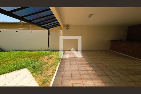 Casa para alugar com 3 quartos, 266m² em Jardim Samambaia, Jundiaí