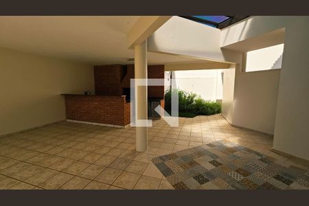 Casa para alugar com 3 quartos, 266m² em Jardim Samambaia, Jundiaí