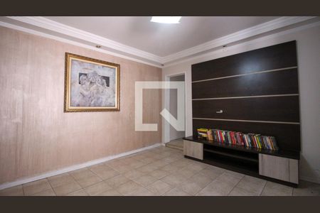 Casa à venda com 3 quartos, 250m² em Jardim Santa Adelia, São Paulo