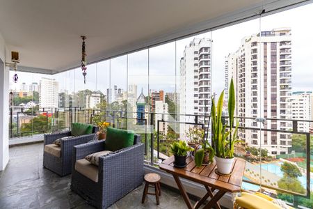 Apartamento à venda com 4 quartos, 220m² em Vila Andrade, São Paulo
