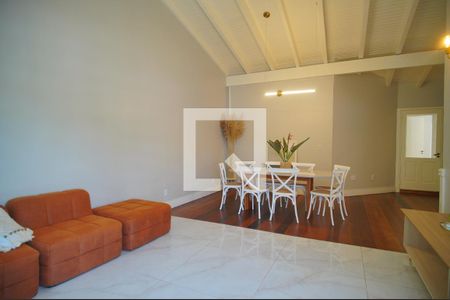 Sala de casa para alugar com 4 quartos, 388m² em Pinheiro, São Leopoldo