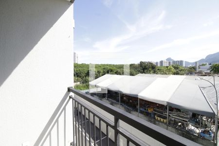 Varanda da Sala de apartamento à venda com 2 quartos, 42m² em Barra Olímpica, Rio de Janeiro