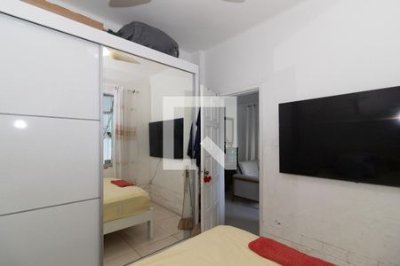 Quarto 2 de casa à venda com 2 quartos, 70m² em Realengo, Rio de Janeiro