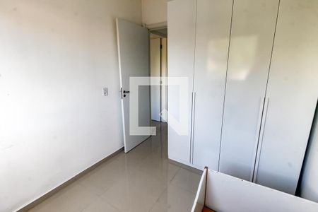 Quarto 1 de apartamento para alugar com 2 quartos, 43m² em Jardim Helga, São Paulo