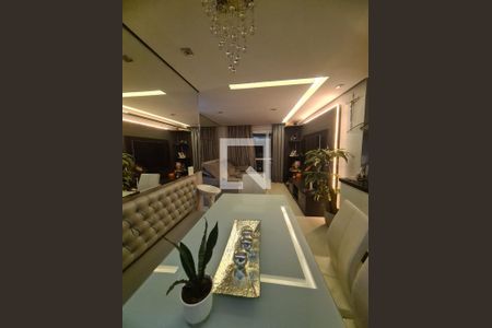 Sala de apartamento para alugar com 3 quartos, 70m² em Chácara Seis de Outubro, São Paulo