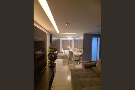 Sala de apartamento para alugar com 3 quartos, 70m² em Chácara Seis de Outubro, São Paulo