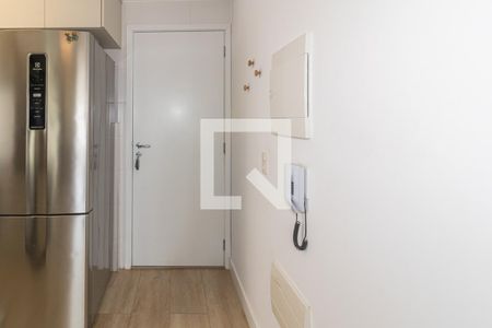 Entrada de apartamento para alugar com 2 quartos, 53m² em Vila Uberabinha, São Paulo