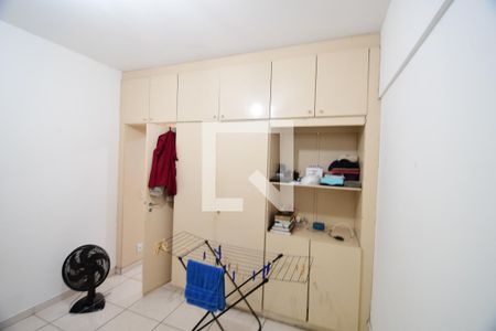 Quarto de apartamento à venda com 1 quarto, 40m² em Vila Itapura, Campinas