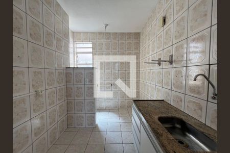 Apartamento à venda com 2 quartos, 56m² em Floramar, Belo Horizonte