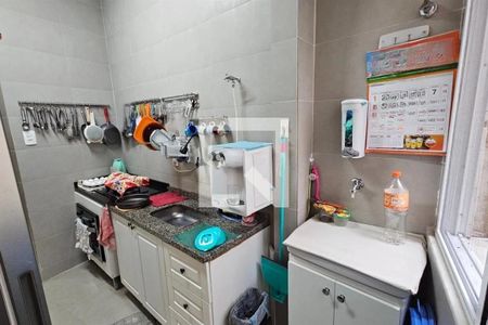 Apartamento à venda com 2 quartos, 49m² em Copacabana, Rio de Janeiro