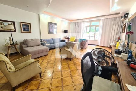 Apartamento à venda com 3 quartos, 200m² em Copacabana, Rio de Janeiro