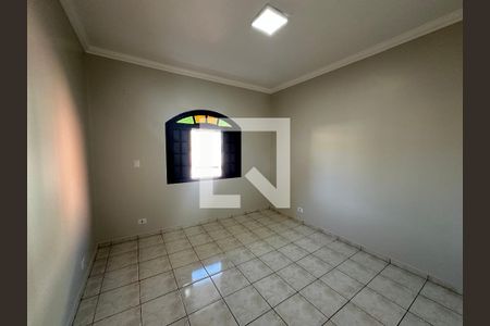 Quarto 1 de casa para alugar com 2 quartos, 120m² em Vila Pindorama, Barueri