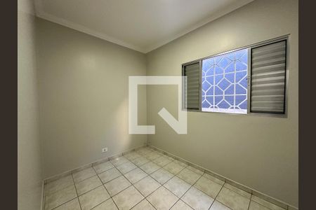 Quarto 2 de casa para alugar com 2 quartos, 120m² em Vila Pindorama, Barueri