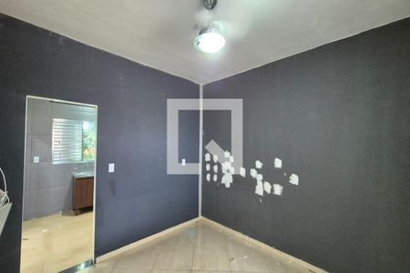 Sala / Quarto de casa para alugar com 1 quarto, 64m² em Cidade Satélite Íris, Campinas