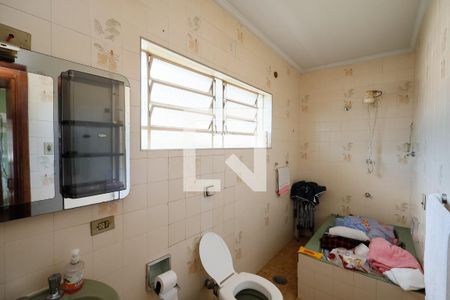 Banheiro da Suíte 1 de casa à venda com 6 quartos, 321m² em Vila Albertina, São Paulo