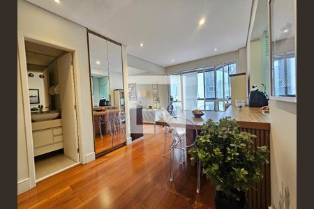 Sala de apartamento à venda com 1 quarto, 63m² em Campo Belo, São Paulo