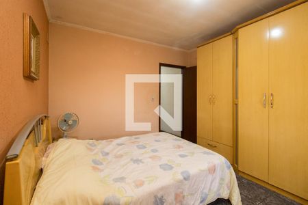 Suíte de casa à venda com 3 quartos, 242m² em Vila Cardoso Franco, São Paulo