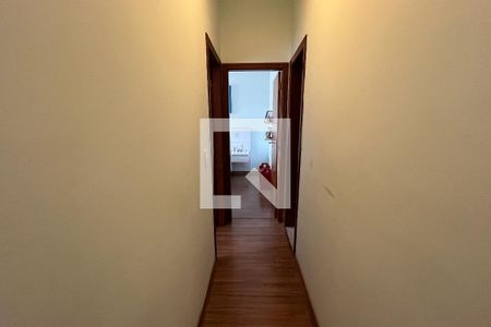 Corredor de apartamento à venda com 2 quartos, 100m² em Jardim Carioca, Rio de Janeiro
