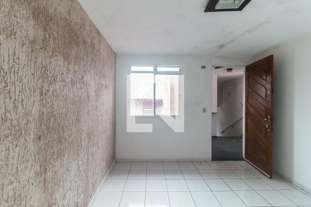 Sala de apartamento para alugar com 2 quartos, 57m² em Vila Nova Aparecida, Mogi das Cruzes