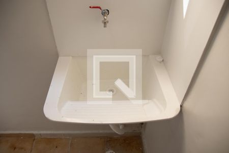 Cozinha e Área de Serviço de apartamento para alugar com 2 quartos, 65m² em Setor Goiânia 2, Goiânia