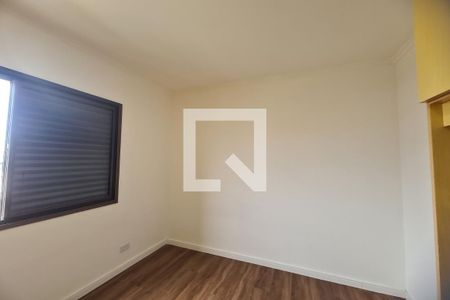 Quarto 1 de apartamento para alugar com 3 quartos, 94m² em Jardim Teresa, São Paulo