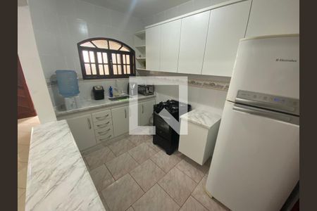 Casa para alugar com 2 quartos, 190m² em Jardim Atlântico Central, Maricá