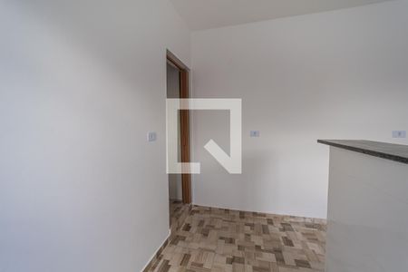 Sala de kitnet/studio para alugar com 1 quarto, 30m² em Vila Paranagua, São Paulo