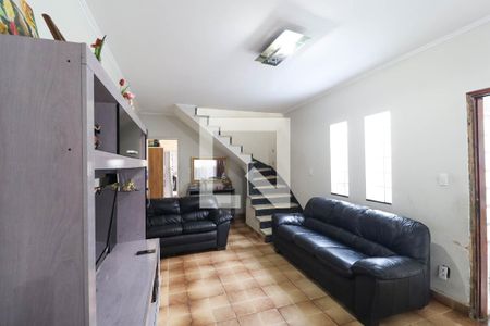 Casa à venda com 3 quartos, 138m² em Vila Constança, São Paulo