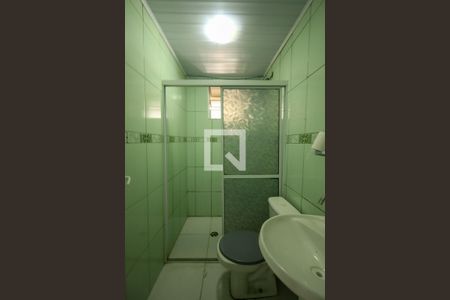 Banheiro da Suíte de casa para alugar com 2 quartos, 70m² em Jardim Sao Carlos (zona Sul), São Paulo