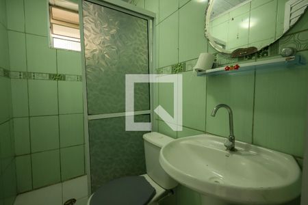 Banheiro da Suíte de casa para alugar com 2 quartos, 70m² em Jardim Sao Carlos (zona Sul), São Paulo