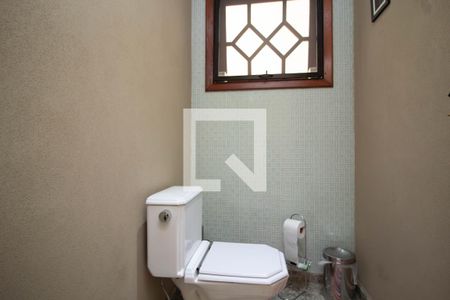 Banheiro Social de casa de condomínio à venda com 4 quartos, 195m² em Portal dos Gramados, Guarulhos