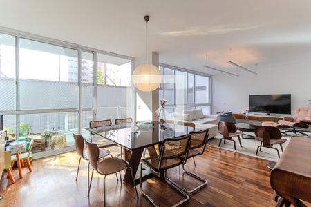 Sala de apartamento para alugar com 2 quartos, 180m² em Consolação, São Paulo