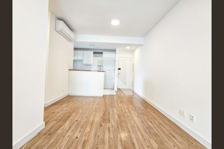 Sala de apartamento para alugar com 2 quartos, 63m² em Jardim Caravelas, São Paulo