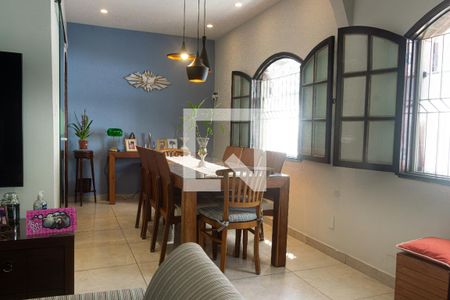 Sala de casa à venda com 1 quarto, 165m² em Vila Isabel, Rio de Janeiro