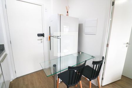 Sala / Cozinha de kitnet/studio para alugar com 1 quarto, 32m² em Santo Amaro, São Paulo